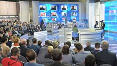 Президент России Владимир Путин отвечает на вопросы россиян в программе Прямая линия с Владимиром Путиным Президент России Владимир Путин отвечает на вопросы россиян в программе Прямая линия с Владимиром Путиным
