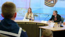 Елена Козлова принимает участие в круглом столе Георгиевская ленточка - символ связи поколений Елена Козлова принимает участие в круглом столе Георгиевская ленточка - символ связи поколений