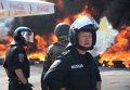 Сотрудники милиции на площади Независимости в Киеве Сотрудники милиции на площади Независимости в Киеве