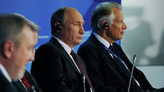 Президент России Владимир Путин на итоговой пленарной сессии XI заседания Международного дискуссионного клуба Валдай в Сочи Президент России Владимир Путин на итоговой пленарной сессии XI заседания Международного дискуссионного клуба Валдай в Сочи