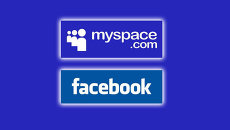 Логотипы MySpace и Facebook. Архивное фото Логотипы MySpace и Facebook. Архивное фото