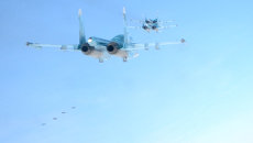 Истребитель-бомбардировщик Су-34 в небе над Ростовской областью. Кадры учений Истребитель-бомбардировщик Су-34 в небе над Ростовской областью. Кадры учений