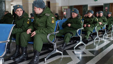 Осенний призыв на военную службу. Архивное фото Осенний призыв на военную службу. Архивное фото