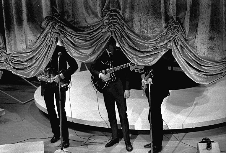 Группа The Beatles. 1964 год Группа The Beatles. 1964 год