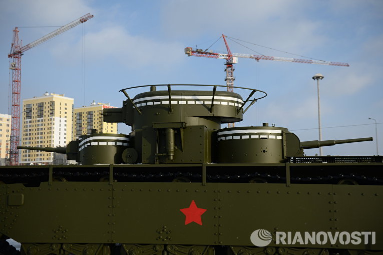 В Свердловской области по советским чертежам воссоздали танк Т-35 В Свердловской области по советским чертежам воссоздали танк Т-35