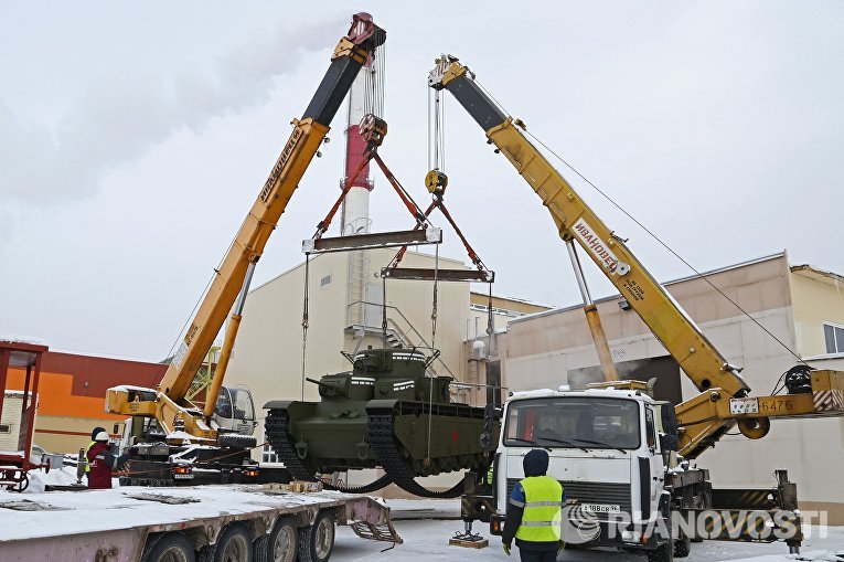 В Свердловской области по советским чертежам воссоздали танк Т-35 В Свердловской области по советским чертежам воссоздали танк Т-35