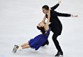Екатерина Боброва и Дмитрий Соловьев (Россия) выступают в короткой программе танцев на льду на чемпионате Европы по фигурному катанию в Братиславе Екатерина Боброва и Дмитрий Соловьев (Россия) выступают в короткой программе танцев на льду на чемпионате Европы по фигурному катанию в Братиславе