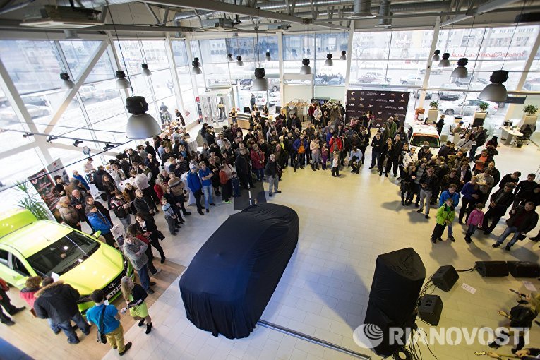 Старт продаж компактного кроссовера Lada Xray Старт продаж компактного кроссовера Lada Xray