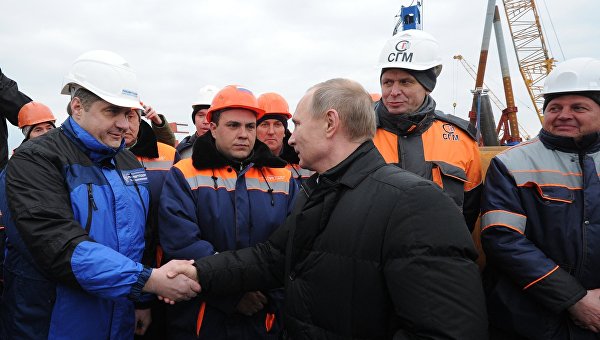 К Керченскому мосту не подойти К Керченскому мосту не подойти