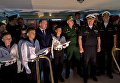 Командир крейсера Аврора, капитан третьего ранга Артем Знаменщиков, главнокомандующий ВМФ РФ, адмирал Владимир Королев и командующий Западным военным округом генерал-полковник Андрей Картаполов Командир крейсера Аврора, капитан третьего ранга Артем Знаменщиков, главнокомандующий ВМФ РФ, адмирал Владимир Королев и командующий Западным военным округом генерал-полковник Андрей Картаполов