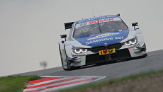 Пилот команды BMW Team RBM Максим Мартен (Бельгия) во время квалификации ко второй гонке российского этапа гоночной серии DTM Пилот команды BMW Team RBM Максим Мартен (Бельгия) во время квалификации ко второй гонке российского этапа гоночной серии DTM