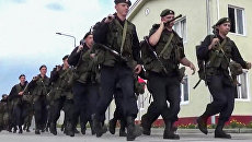 Военнослужащие вооруженных сил РФ во время приведения в боевую готовность Полная Военнослужащие вооруженных сил РФ во время приведения в боевую готовность Полная