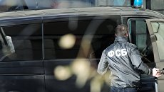 Сотрудник Федеральной Службы Безопасности. Архивное фото Сотрудник Федеральной Службы Безопасности. Архивное фото