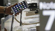 Смартфон Samsung Galaxy Note 7. Архивное фото Смартфон Samsung Galaxy Note 7. Архивное фото