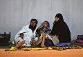 Паломники в палаточном лагере в Мине Паломники в палаточном лагере в Мине