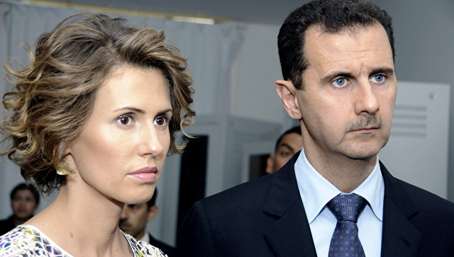 Президент Сирии Башар Асад с супругой Асмой Асад. Архивное фото
