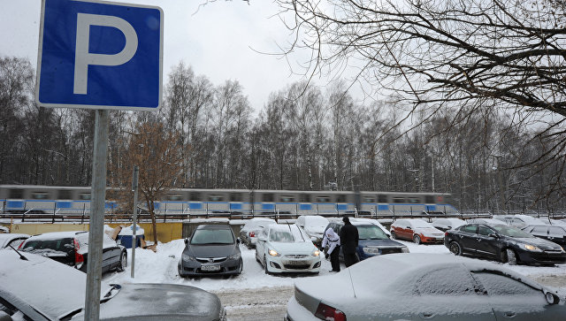 Ликсутов: пересмотр цен на парковку в Москве будет зависеть от ситуации на дорогах
