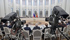 Владимир Путин на заседании Совета по науке и образованию в Кремле. 23 ноября 2016 Владимир Путин на заседании Совета по науке и образованию в Кремле. 23 ноября 2016