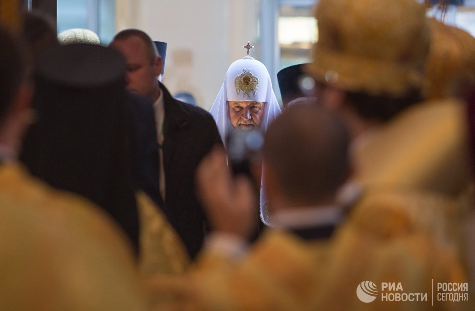 Патриарх Московский и всея Руси Кирилл совершает освящение и службу в Троицком кафедральном соборе при Русском духовно-культурном центре в рамках своего визита в Париж Патриарх Московский и всея Руси Кирилл совершает освящение и службу в Троицком кафедральном соборе при Русском духовно-культурном центре в рамках своего визита в Париж