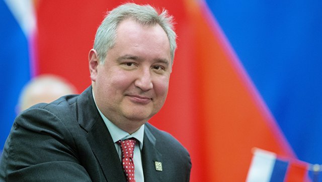 Рогозин пригласил "Алмаз-Антей" войти в Авиационную коллегию