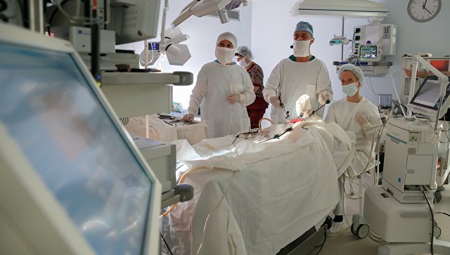 Подмосковные врачи провели уникальную операцию беременной женщине