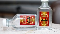Массовое отравление суррогатным алкоголем в Иркутске. Архивное фото Массовое отравление суррогатным алкоголем в Иркутске. Архивное фото