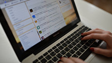Страница сайта Twitter в окне браузера компьютера. Архивное фото Страница сайта Twitter в окне браузера компьютера. Архивное фото