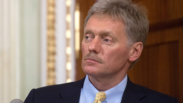 Песков раскритиковал идею заставлять чиновников отдыхать в России