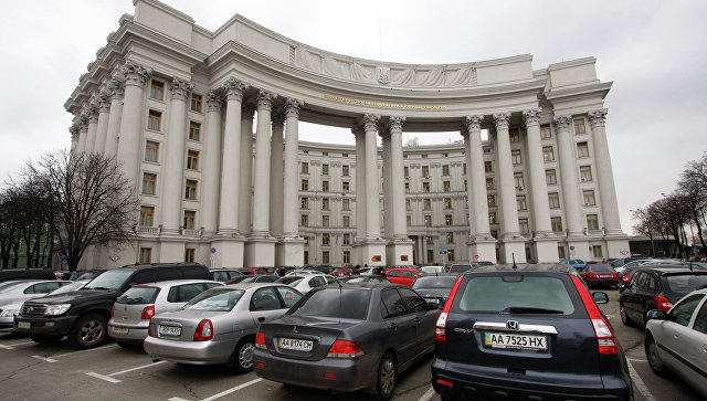 Здание Министерства иностранных дел Украины в Киеве. Архивное фото
