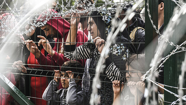 Венгрия хочет построить 2-ой забор от мигрантов