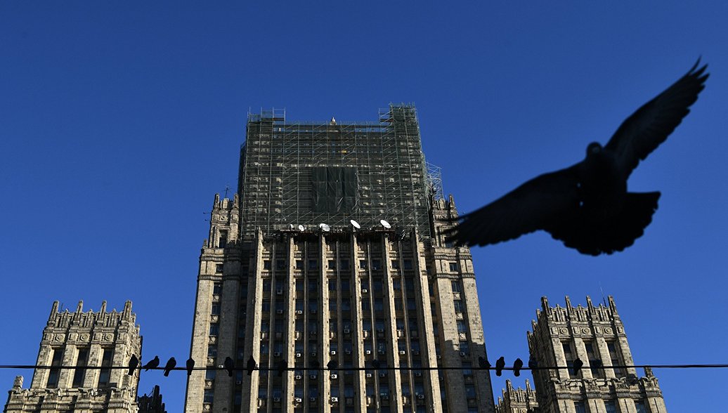Politico: санкции только помогают Путину Politico: санкции только помогают Путину