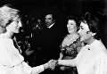 Принцесса Уэльская, леди Диана и актриса Элизабет Тейлор, 8 марта 1982 Принцесса Уэльская, леди Диана и актриса Элизабет Тейлор, 8 марта 1982