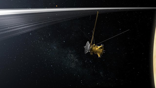 Cassini в последний раз отправил кадры Сатурна