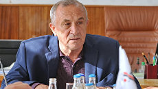 Глава Удмуртии Александр Соловьев. Архивное фото Глава Удмуртии Александр Соловьев. Архивное фото