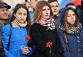 Участники всероссийской акции Вместе против террора возлагают цветы на Кремлевской набережной в Казани в память о жертвах теракта в Санкт-Петербурге Участники всероссийской акции Вместе против террора возлагают цветы на Кремлевской набережной в Казани в память о жертвах теракта в Санкт-Петербурге
