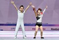 Спортсмены Дмитрий Ларионов и Полина Белизова во время всероссийских соревнований по акробатическому рок-н-роллу Rock’n’Roll &CO. в Москве Спортсмены Дмитрий Ларионов и Полина Белизова во время всероссийских соревнований по акробатическому рок-н-роллу Rock’n’Roll &CO. в Москве