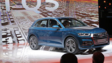 Автомобиль Audi Q5. Архивное фото Автомобиль Audi Q5. Архивное фото
