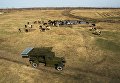 Мастер Максим Свекла демонстрирует БМ-13 Катюша в поселке Большой Оеш Новосибирской области Мастер Максим Свекла демонстрирует БМ-13 Катюша в поселке Большой Оеш Новосибирской области