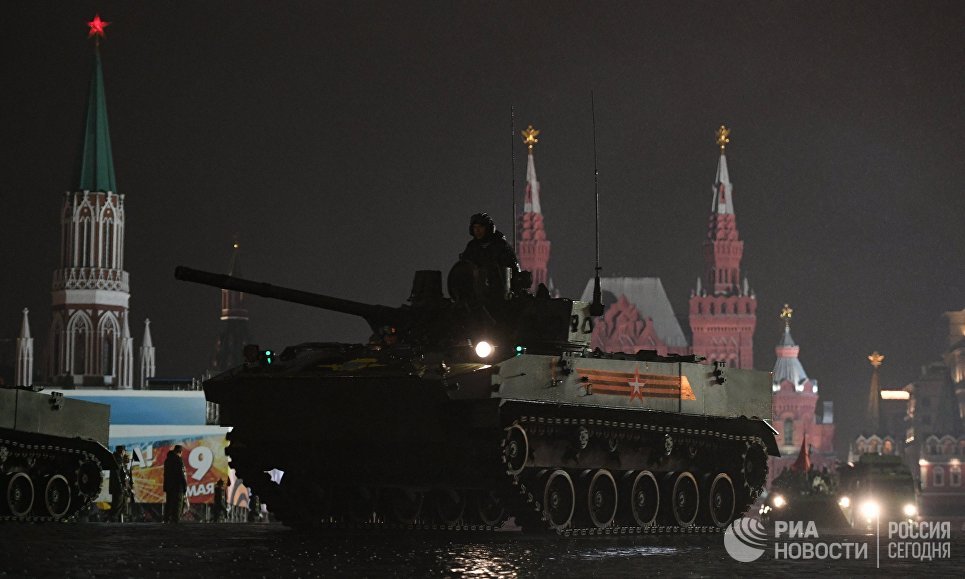 Боевые машины десанта БМД-4 М Садовница на репетиции парада Победы на Красной площади Боевые машины десанта БМД-4 М Садовница на репетиции парада Победы на Красной площади