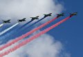 Фронтовые штурмовики СУ-25БМ на репетиции воздушной части парада Победы в Москве Фронтовые штурмовики СУ-25БМ на репетиции воздушной части парада Победы в Москве