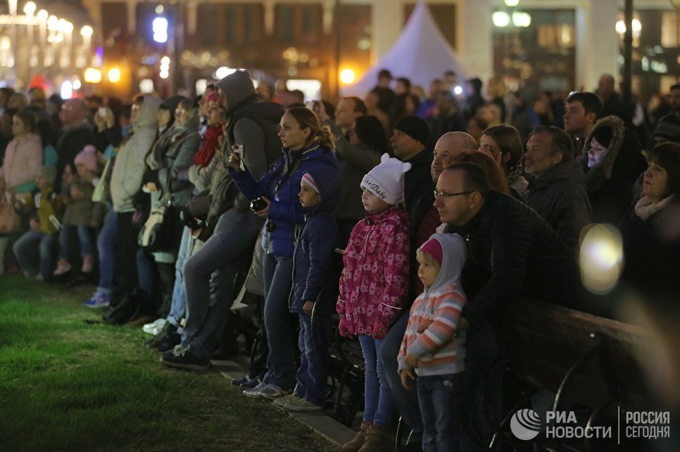 Световое мультимедийное шоу #оПобеде Световое мультимедийное шоу #оПобеде