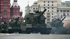 Самоходная артиллерийская установка (САУ) Мста-С на военном параде на Красной площади, посвященном 72-й годовщине Победы в Великой Отечественной войне 1941-1945 годов Самоходная артиллерийская установка (САУ) Мста-С на военном параде на Красной площади, посвященном 72-й годовщине Победы в Великой Отечественной войне 1941-1945 годов