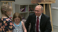 Дети в Париже прочитали Путину стихи Пушкина Дети в Париже прочитали Путину стихи Пушкина