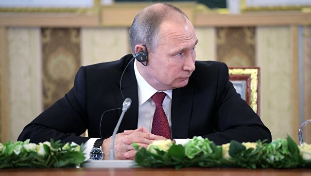 https://cdn5.img.ria.ru/images/149557/23/1495572380.jpg