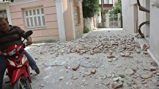 Последствия землетрясения. Архивное фото Последствия землетрясения. Архивное фото