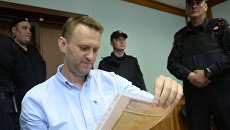 Алексей Навальный в Мосгорсуде. Архивное фото Алексей Навальный в Мосгорсуде. Архивное фото