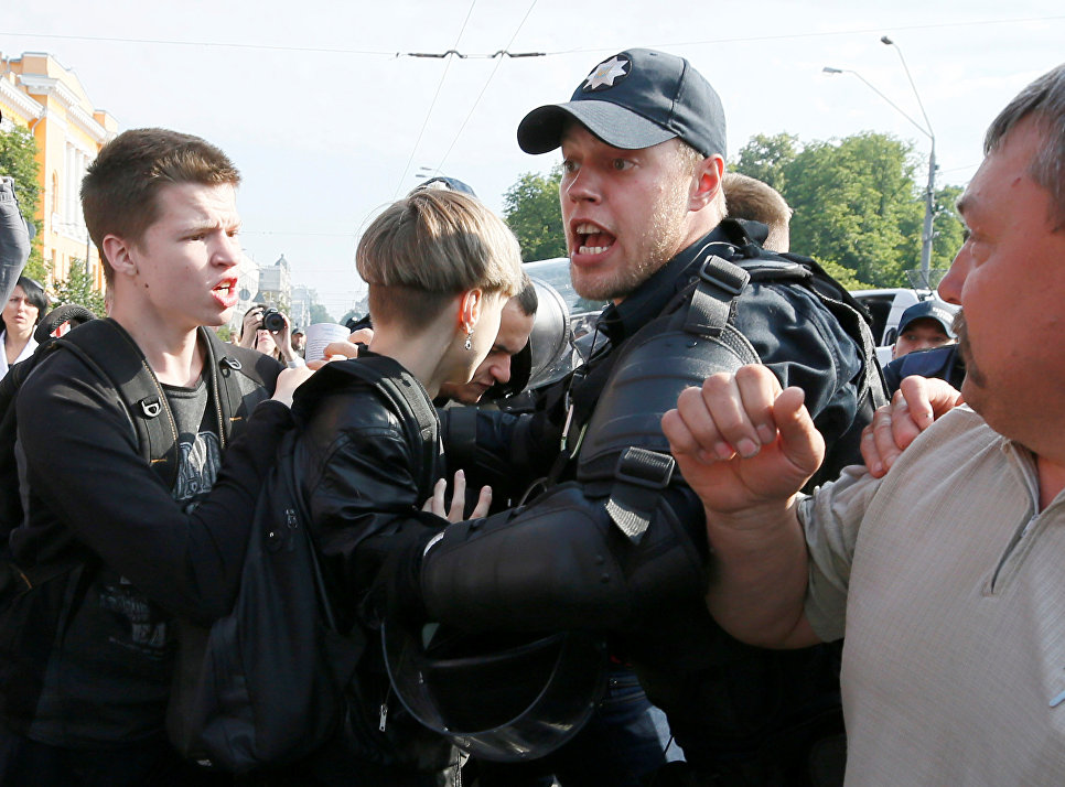 В Киеве на «марше равенства» задержали шесть человек