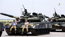 Украинская военная техника на аэродроме в Чугуево Харьковской области Украинская военная техника на аэродроме в Чугуево Харьковской области