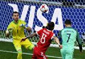 Игорь Акинфеев, Федор Кудряшов (Россия) и Криштиану Роналду (Португалия) во время матча Кубка конфедераций-2017 по футболу между сборными России и Португалии Игорь Акинфеев, Федор Кудряшов (Россия) и Криштиану Роналду (Португалия) во время матча Кубка конфедераций-2017 по футболу между сборными России и Португалии
