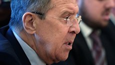 Сергей Лавров во время переговоров с лидером сирийского оппозиционного движения Ахмедом аль-Джарбой. 22 июня 2017 Сергей Лавров во время переговоров с лидером сирийского оппозиционного движения Ахмедом аль-Джарбой. 22 июня 2017